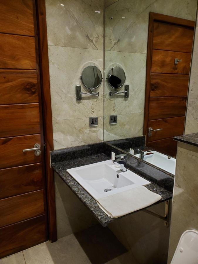 Millennium Terrace Hotel Kampala Exteriér fotografie