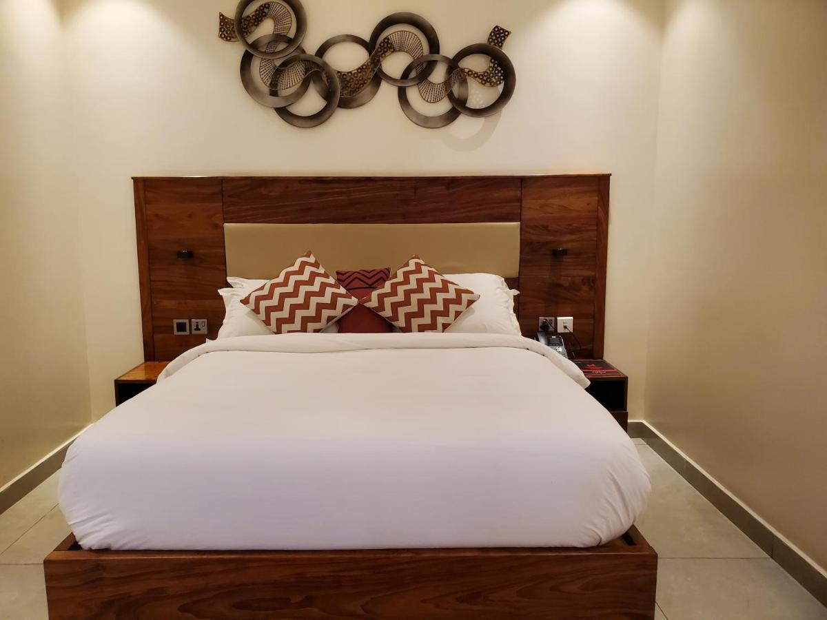 Millennium Terrace Hotel Kampala Exteriér fotografie