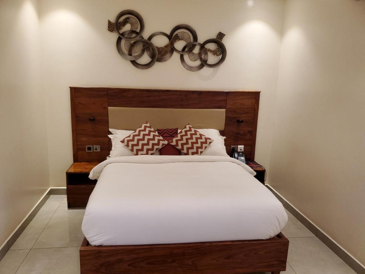 Millennium Terrace Hotel Kampala Exteriér fotografie